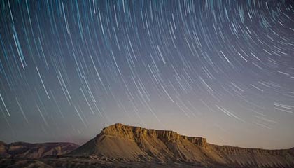 九游体育官方app-莱万状态火热，连续7场在德甲破门，莱万2020集锦