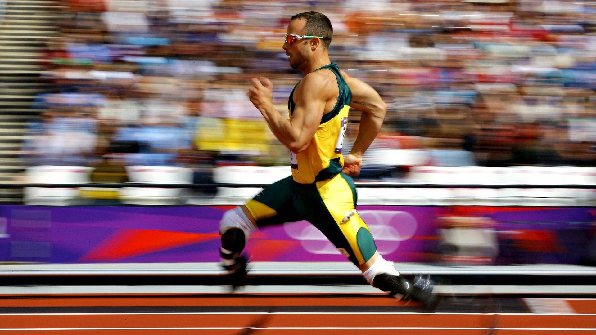 印度羽毛球男子双打组合击败韩国队，夺得金牌。，印度羽毛球女子单打选手